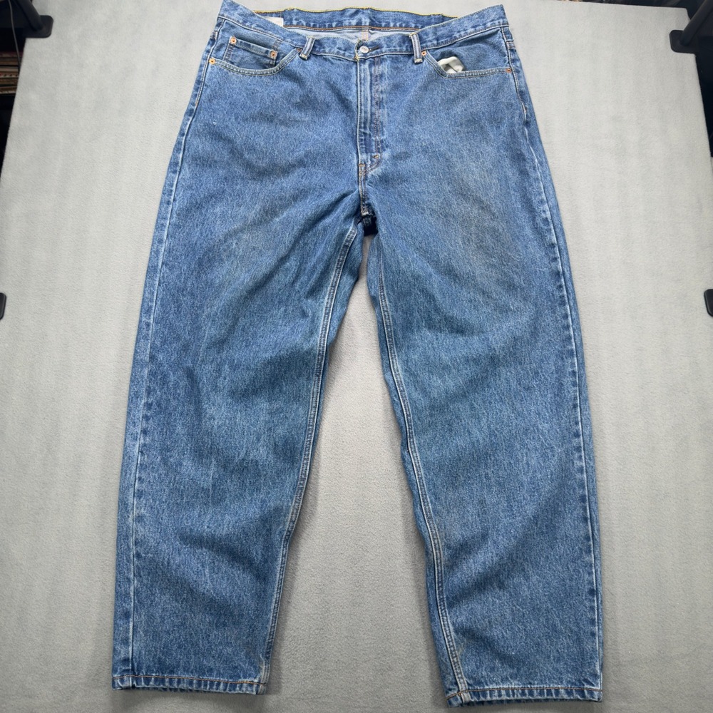 Levis 560 Comfort Fit Size 42x32 Blue Jeans Relaxed Tapered Leg
